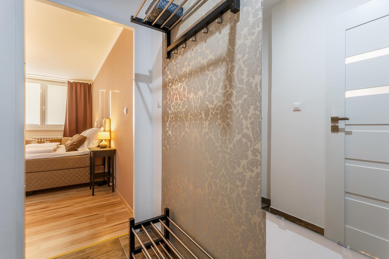 Golden Apartments Острава Екстериор снимка
