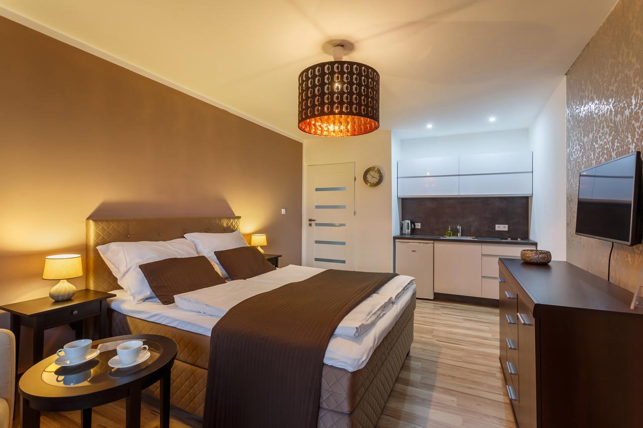 Golden Apartments Острава Екстериор снимка